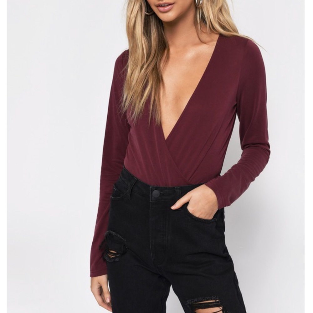 Tobi Emma Wine Sueded Knit Bodysuit Womens M